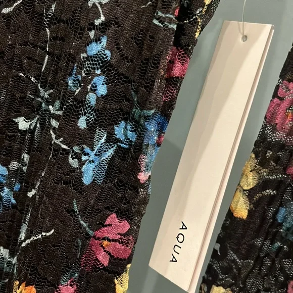 AQUA Puckered Lace Dress Floral/Mulit - Picture 9 of 14